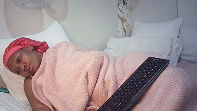 xxBoobieGal's Live XXX Chat