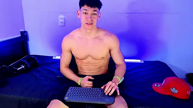 Luke_Muscle 现场XXX聊天