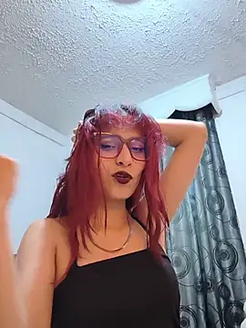 RedMeloddy's Live XXX Chat