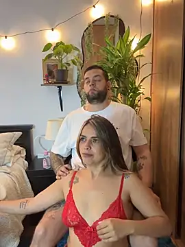 MailynFoxx XXX чат на живо
