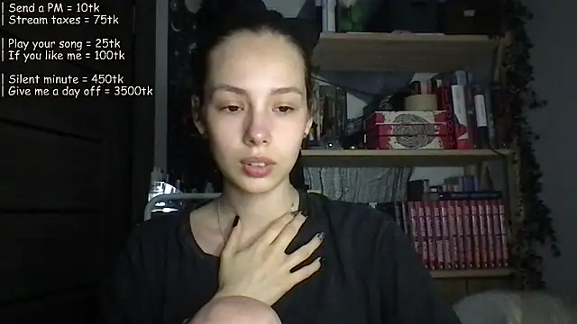 Yuna5343 Chat XXX in diretta