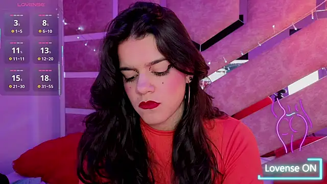 ValerieKay_ élő XXX-chatje