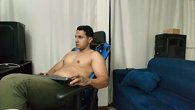 Chat XXX en directo de hott_dicks