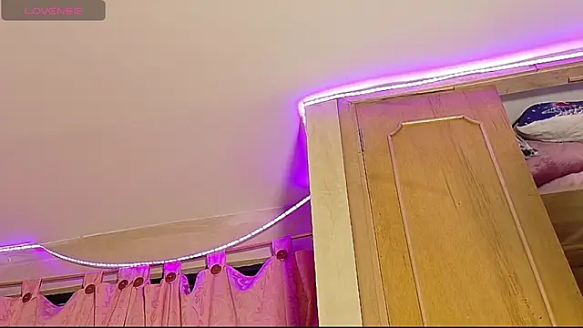 manumeow1's Live XXX Chat