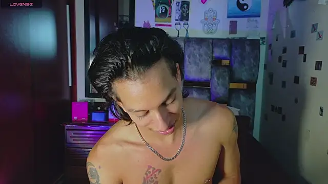 Chat XXX Live DannyPhantom555