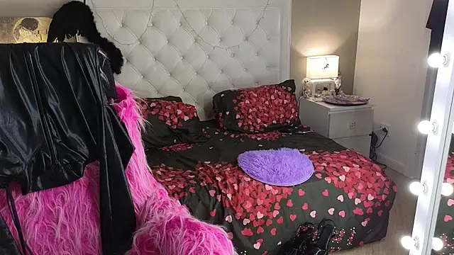 Živý XXX chat RoxalanaStar