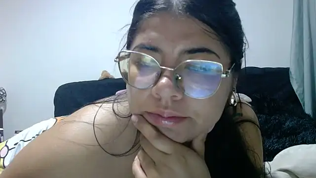Chatroom XXX en direct de viccky_vick
