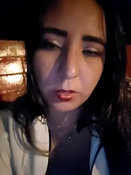 Chat XXX en directo de isabella_lovem