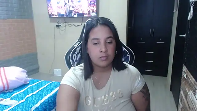 KathyHardcore69 现场XXX聊天