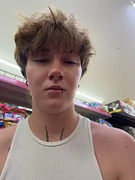 IceMur – Naživo XXX chat