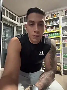 Chat XXX en directo de OliverWest04