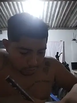 Czat XXX na żywo – master_juju1924