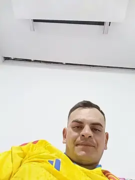 Edwin_Q Live XXX Chat