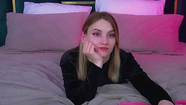 StacyEvances' Live XXX Chat