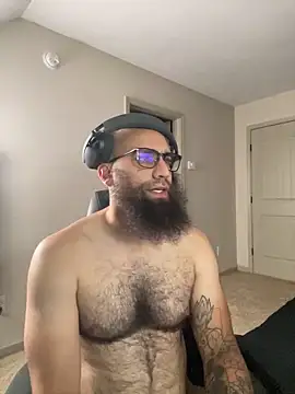 MastaWolfy's Live XXX Chat