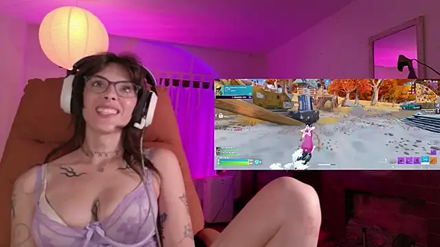 GennaJames Шоу с уебкамера