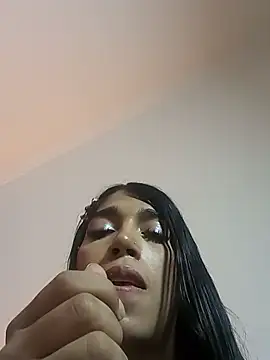 AmbarFoxx_ Chat XXX in diretta