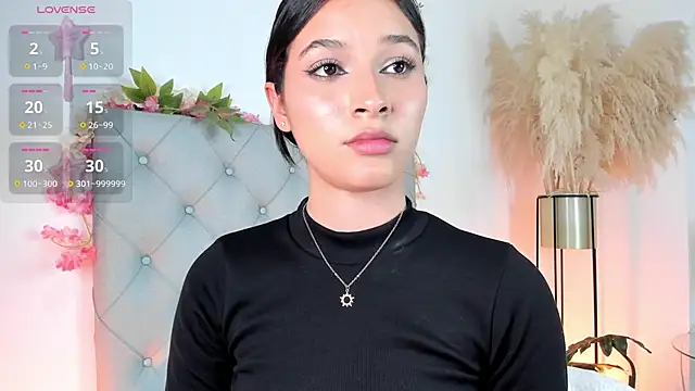 MartinnaGreco 라이브 XXX 채팅