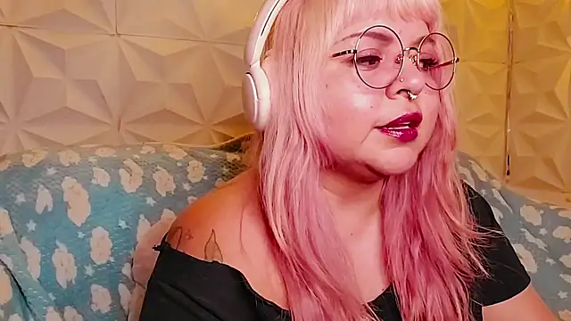 Czat XXX na żywo – Satyn_doll