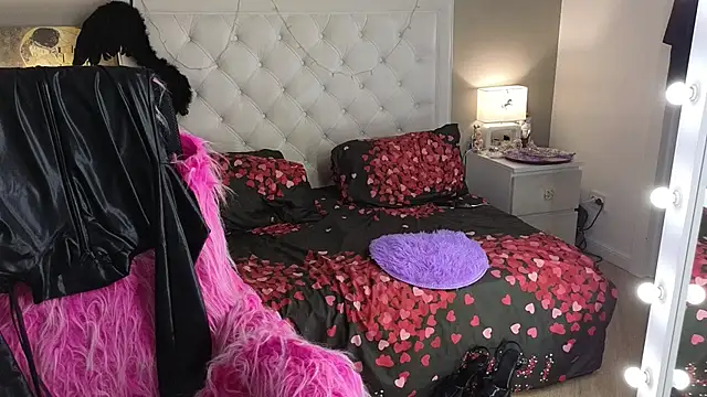 Živý XXX chat RoxalanaStar