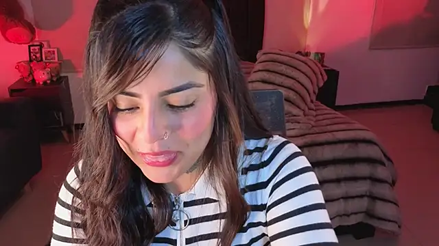 XXX chat uživo modela Catalinaa_martinez