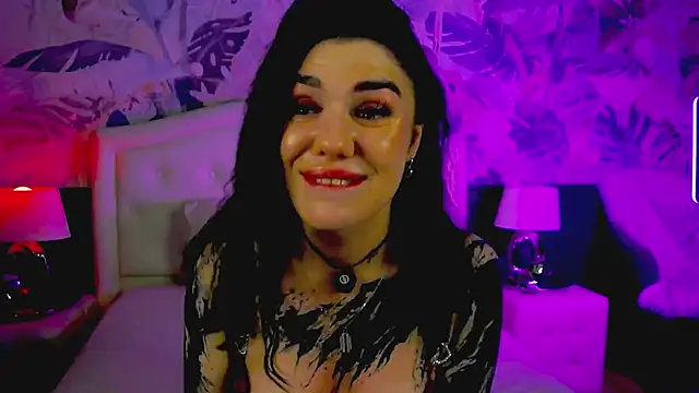 Živý XXX chat MaeveMoon