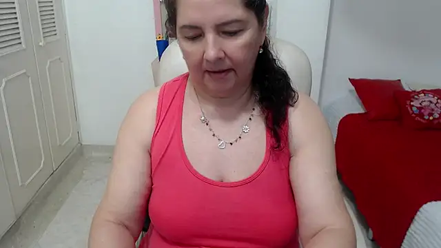 leonela_69's Live XXX Chat