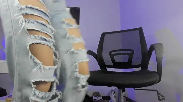 Sarah_Mistress_'s Live XXX Chat