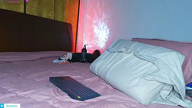 Lucaa_ferrer – Naživo XXX chat