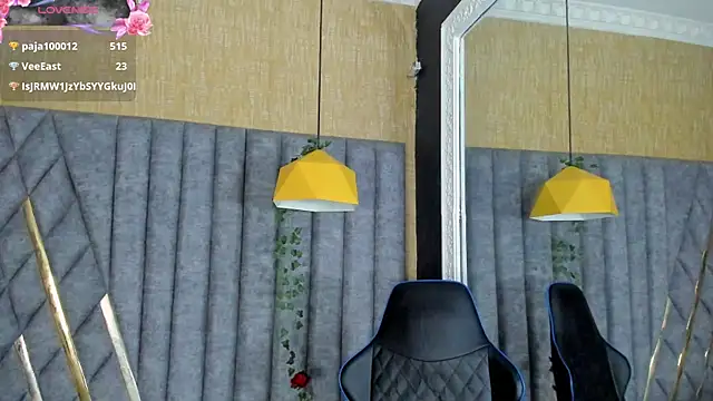 SkylerBloomm – Naživo XXX chat