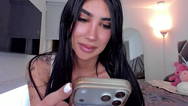 GarciaMilu's Live XXX Chat