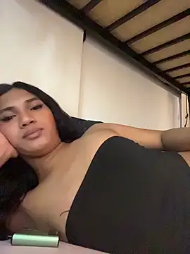 slutty_aki Adlı Modelin Canlı XXX Sohbeti