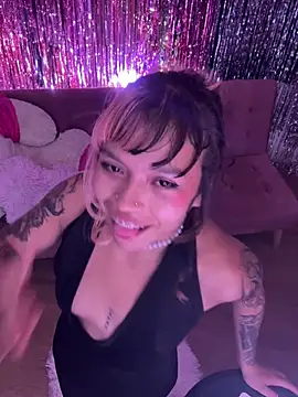 Gatalinaa111 Live XXX-chat