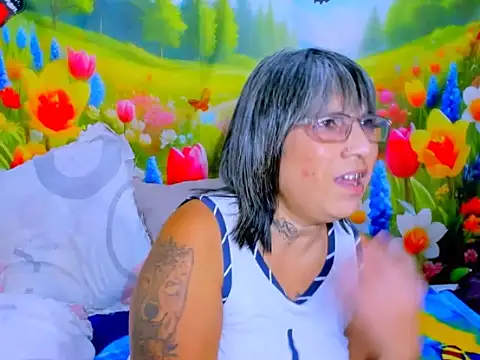 indianroxy Chat XXX live