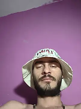 bigcockwhite777's Live XXX Chat