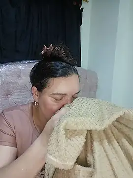 Zuleyka_69のライブXXXチャット