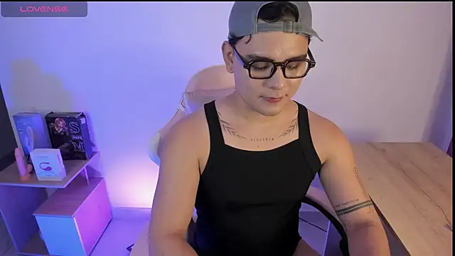 Živý XXX chat NoahVance