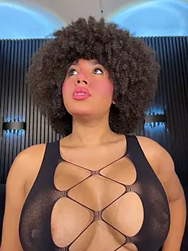 kendall_coxx Adlı Modelin Canlı XXX Sohbeti