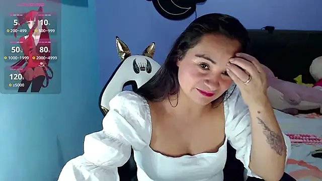  Онлайн чат XXX kyra_sol