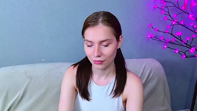 CleoBloom_'s Live XXX Chat