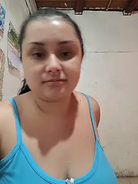CurvyNoir Live XXX-chat
