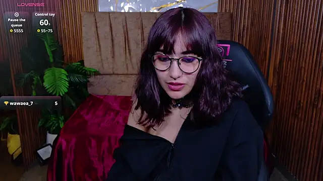 Chat +18 de Kairy_tay ao vivo