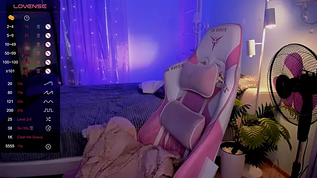 AnyaTaylor_ Live XXX-chat