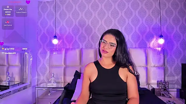 BellaaGrace Adlı Modelin Canlı XXX Sohbeti