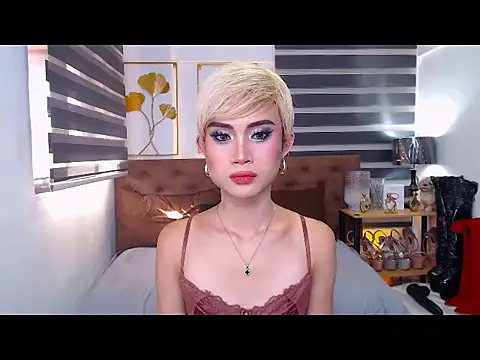 JuicyCockThea live XXX chat