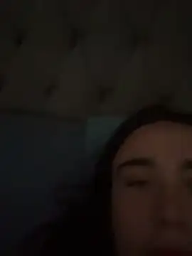MillieB live XXX chat