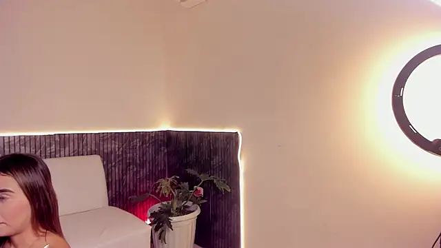Luxury_r3veng3のライブXXXチャット