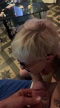 bornsinfull Webcam show