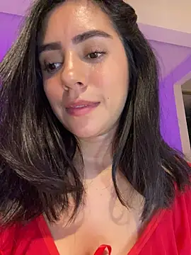 Sara-215 – Naživo XXX chat