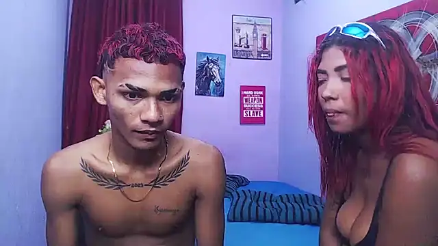 צ'אט XXX בשידור חי של black_twinks